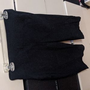 Black New York and Company Bermuda Shorts Size Medium